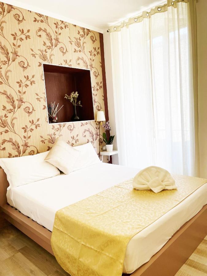 Appia 52 Hotel Рим Екстериор снимка
