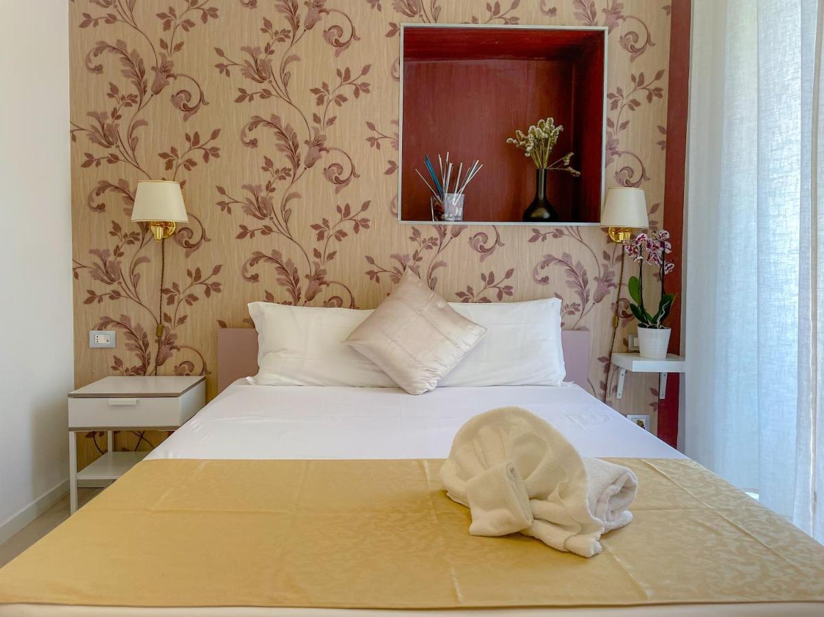 Appia 52 Hotel Рим Екстериор снимка