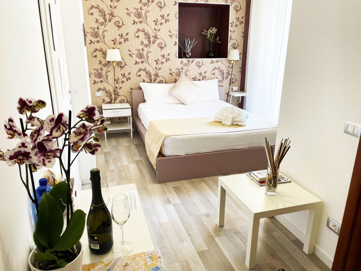 Appia 52 Hotel Рим Екстериор снимка