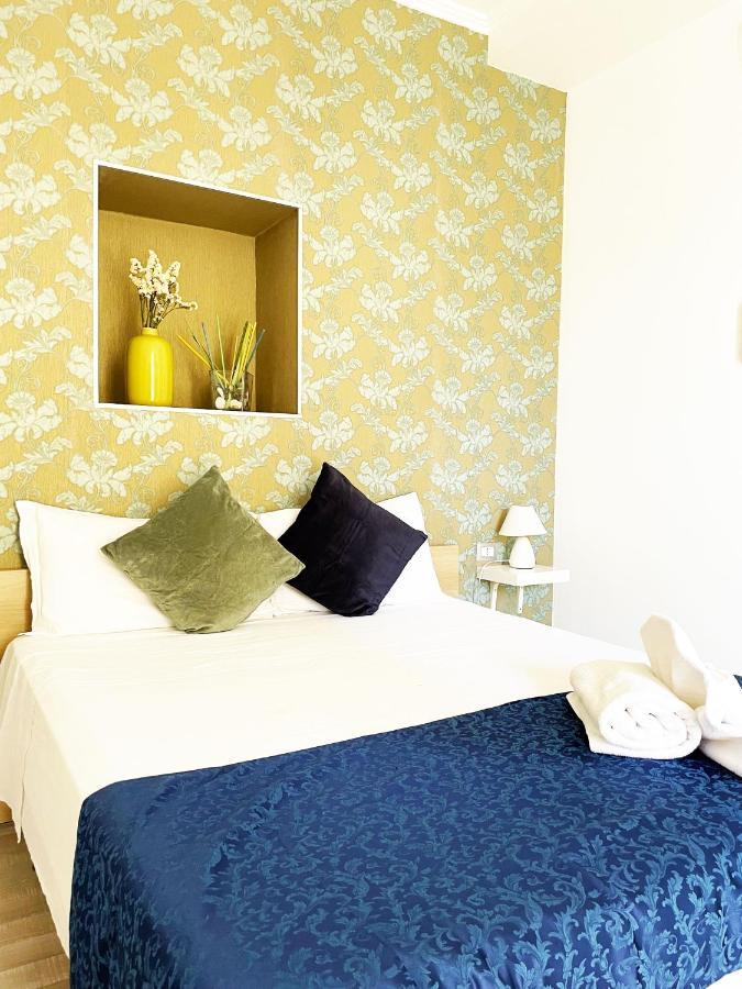 Appia 52 Hotel Рим Екстериор снимка