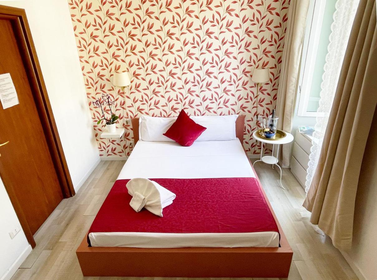 Appia 52 Hotel Рим Екстериор снимка