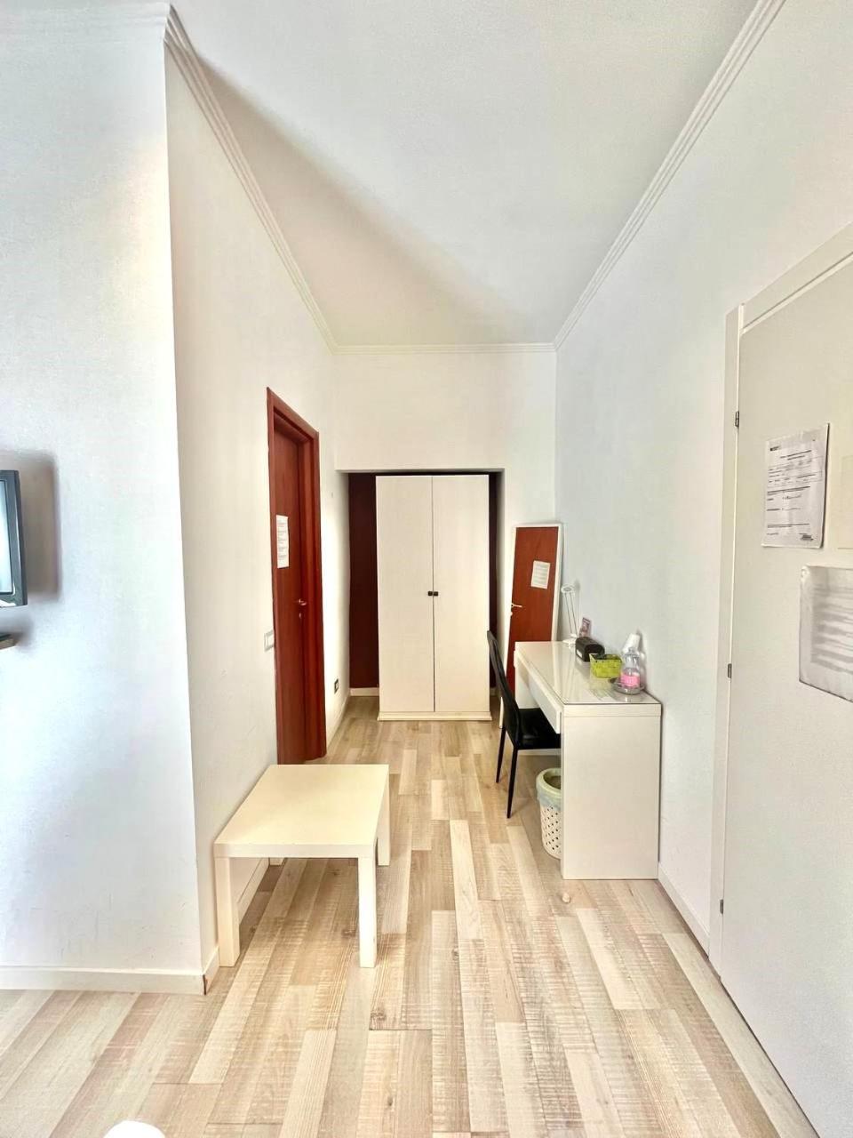 Appia 52 Hotel Рим Екстериор снимка