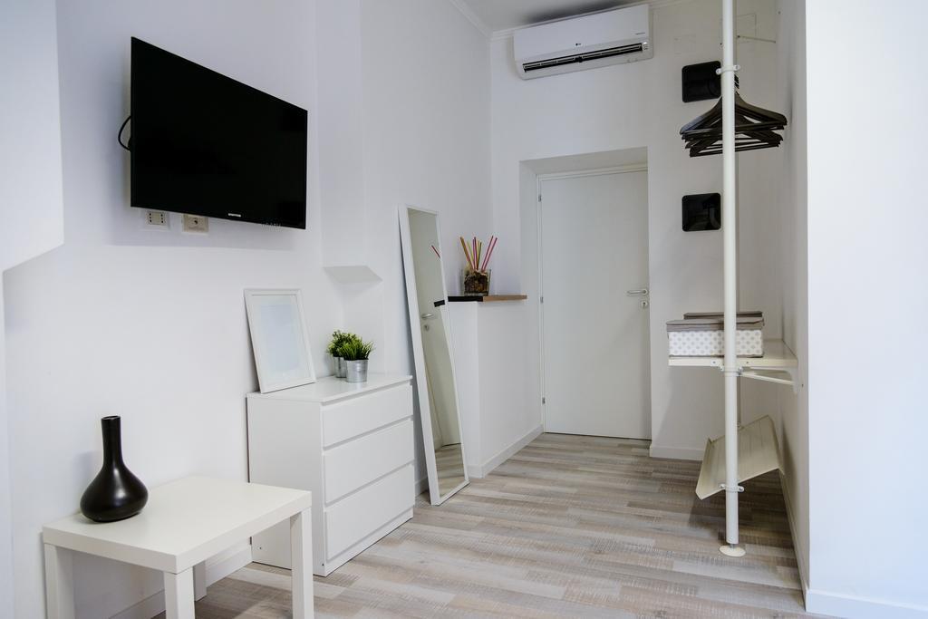 Appia 52 Hotel Рим Екстериор снимка
